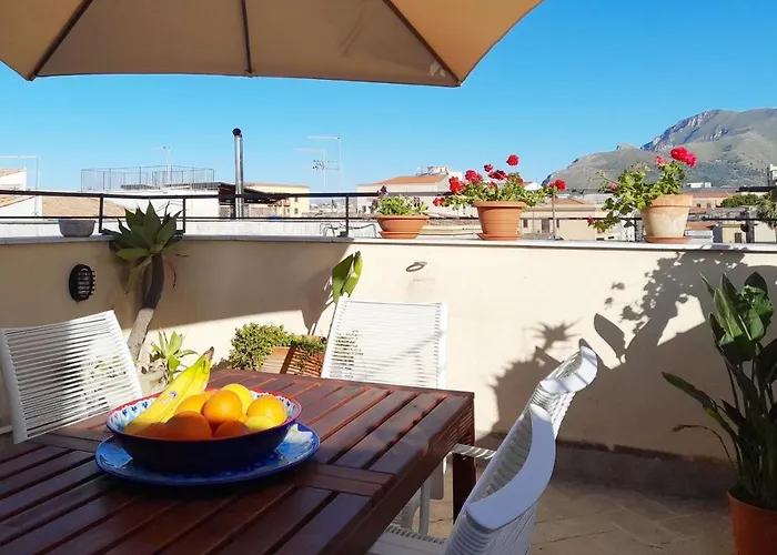 Terrace With View Attic In Old Town Ballarhome