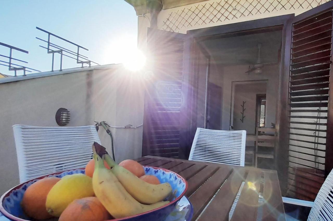Apartment Terrace With View Attic In Old Town Ballarhome *