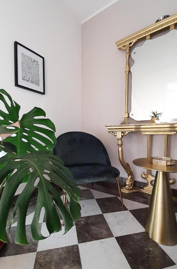 Apartment Terrace With View Attic In Old Town Ballarhome *